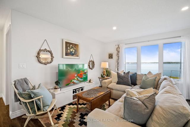 133 Harbour St, House detached with 2 bedrooms, 2 bathrooms and 4 parking in Brighton ON | Image 4