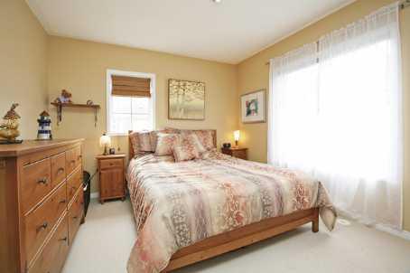 th7 - 160 Tenth St, Townhouse with 2 bedrooms, 3 bathrooms and 2 parking in Toronto ON | Image 6
