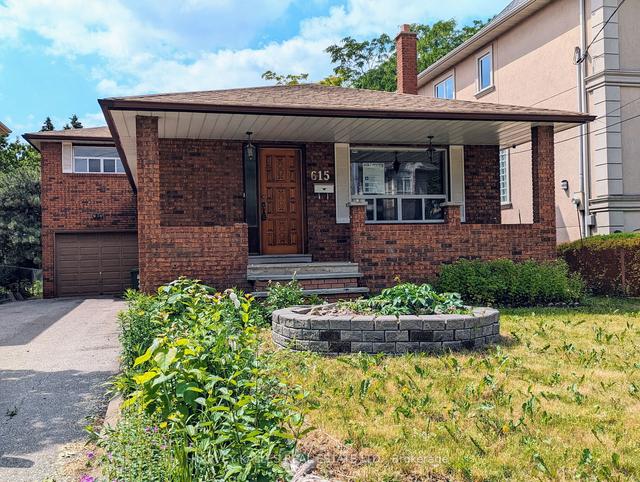 615 Glengrove Ave, House detached with 3 bedrooms, 2 bathrooms and 5 parking in Toronto ON | Image 1