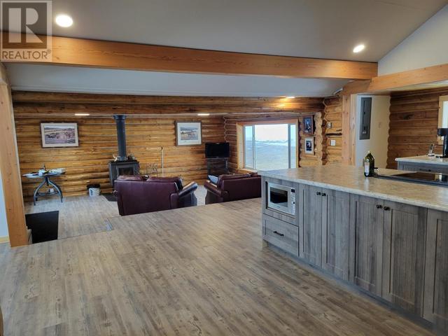 10523 Nithi Pit Road, House detached with 3 bedrooms, 1 bathrooms and null parking in Bulkley Nechako D BC | Image 14