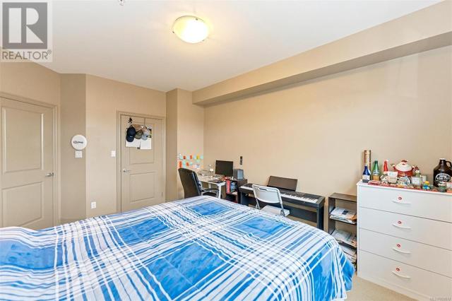 318 - 1620 Mckenzie Ave, Condo with 2 bedrooms, 2 bathrooms and 1 parking in Saanich BC | Image 13