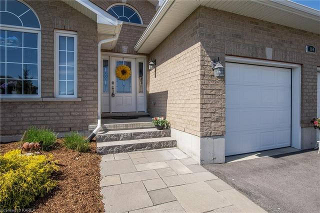 100 Hartwood Crescent, House detached with 5 bedrooms, 3 bathrooms and 6 parking in Greater Napanee ON | Image 5