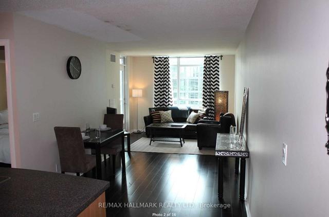 1101 - 219 Fort York St, Condo with 1 bedrooms, 1 bathrooms and 1 parking in Toronto ON | Image 8