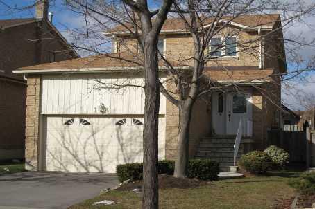 124 Winter Gardens Tr, House detached with 3 bedrooms, 3 bathrooms and 2 parking in Toronto ON | Image 1