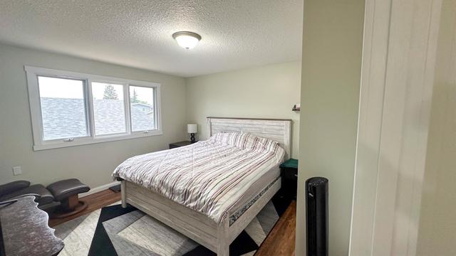 5218 Silverpark Close, House detached with 6 bedrooms, 3 bathrooms and 5 parking in Olds AB | Image 15