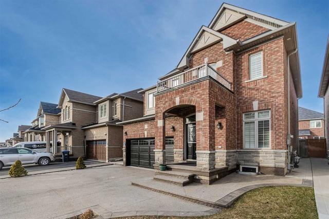 17 Amy Ave, House detached with 3 bedrooms, 4 bathrooms and 4 parking in Brampton ON | Image 25