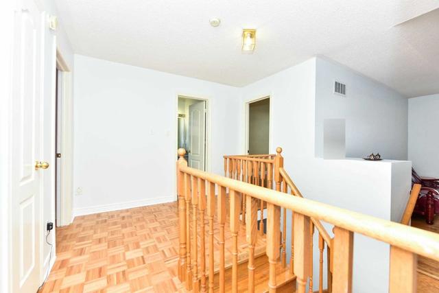 222 Tierra Ave, House detached with 3 bedrooms, 4 bathrooms and 6 parking in Vaughan ON | Image 6