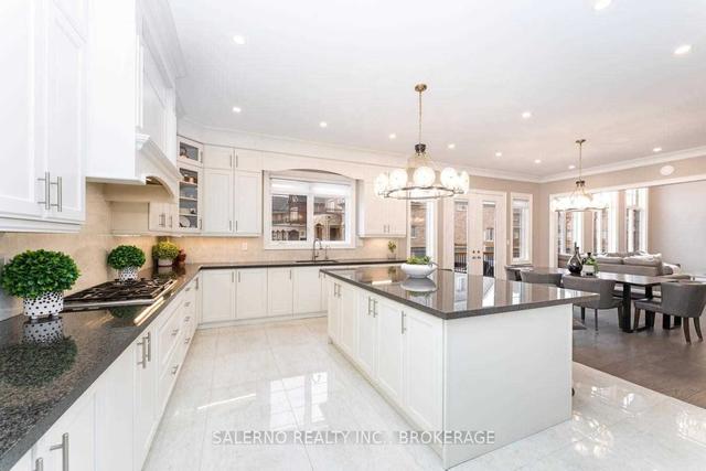 300 Torrey Pines Rd, House detached with 5 bedrooms, 8 bathrooms and 10 parking in Vaughan ON | Image 2