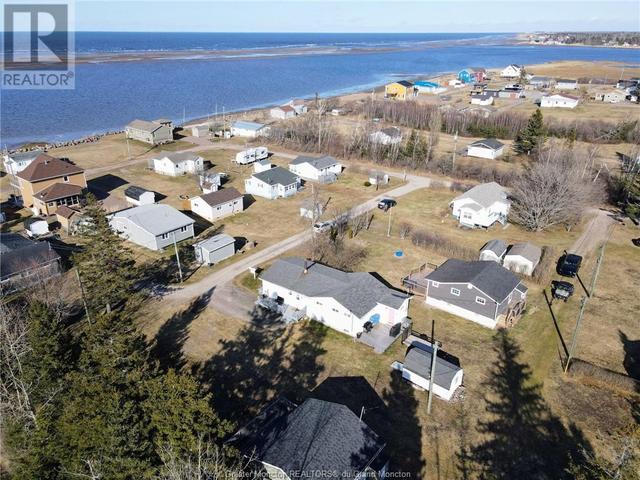 6 Ste Marie St, House detached with 3 bedrooms, 1 bathrooms and null parking in Beaubassin East NB | Image 34