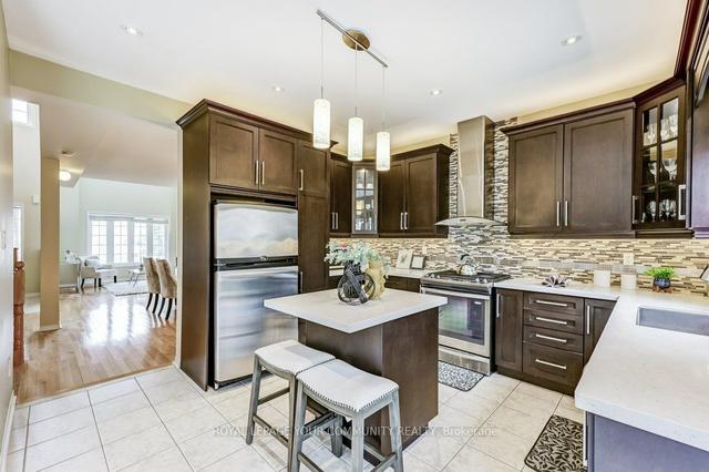 27 Hartwell Pl, House detached with 4 bedrooms, 4 bathrooms and 4 parking in Markham ON | Image 23