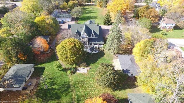 6 Nipissing Street, House detached with 7 bedrooms, 7 bathrooms and null parking in Kawartha Lakes ON | Image 7