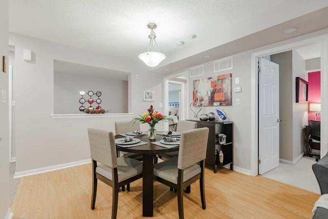 4 - 633 Dundas St W, Townhouse with 2 bedrooms, 2 bathrooms and 2 parking in Mississauga ON | Image 31