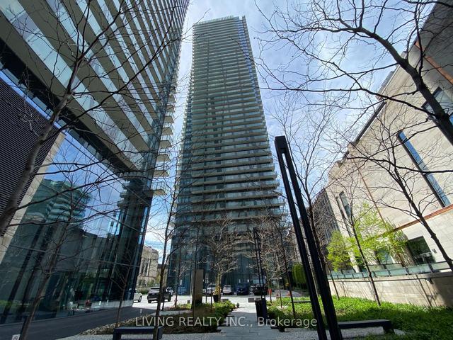 2608 - 65 St Mary St, Condo with 1 bedrooms, 1 bathrooms and 0 parking in Toronto ON | Image 1