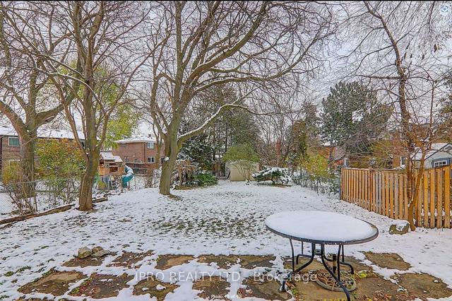 (lower) - 37 Deerbrook Tr, House detached with 2 bedrooms, 1 bathrooms and 1 parking in Toronto ON | Image 9