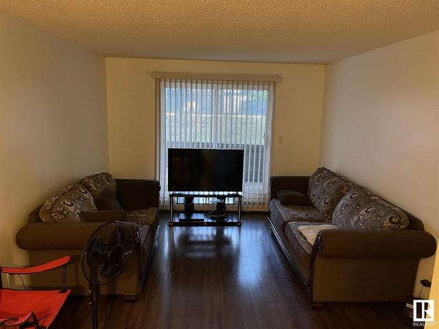 135 - 2520 50 St Nw, Condo with 1 bedrooms, 1 bathrooms and 1 parking in Edmonton AB | Image 2