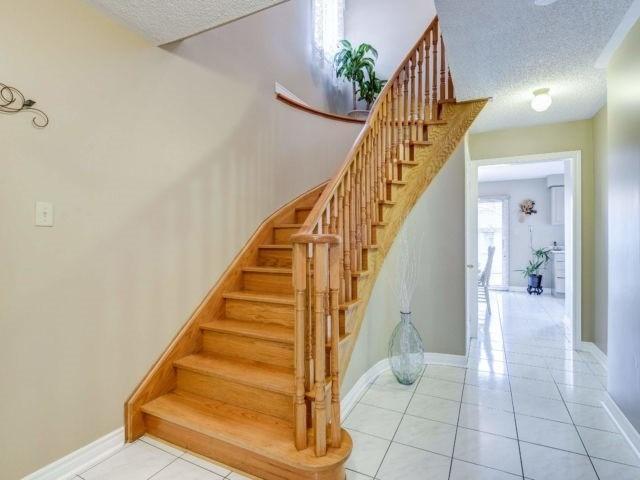 80 Black Oak Dr, House detached with 3 bedrooms, 4 bathrooms and 4 parking in Brampton ON | Image 9