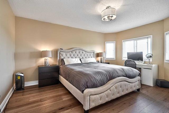 5881 Blue Spruce Ave, House detached with 4 bedrooms, 4 bathrooms and 2 parking in Burlington ON | Image 6
