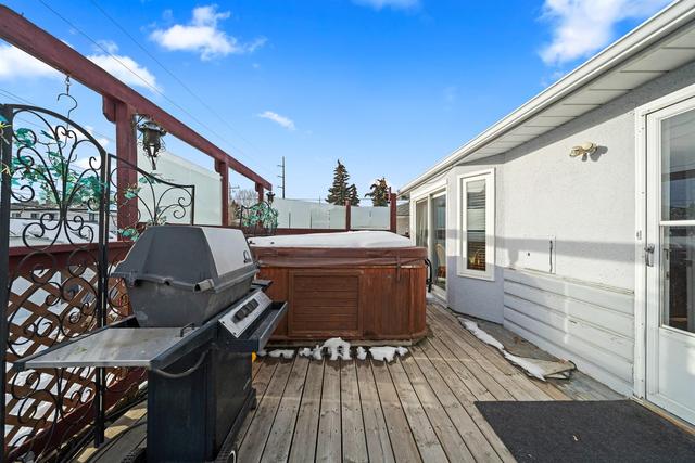 311 33 Avenue Ne, House detached with 5 bedrooms, 2 bathrooms and 4 parking in Calgary AB | Image 32