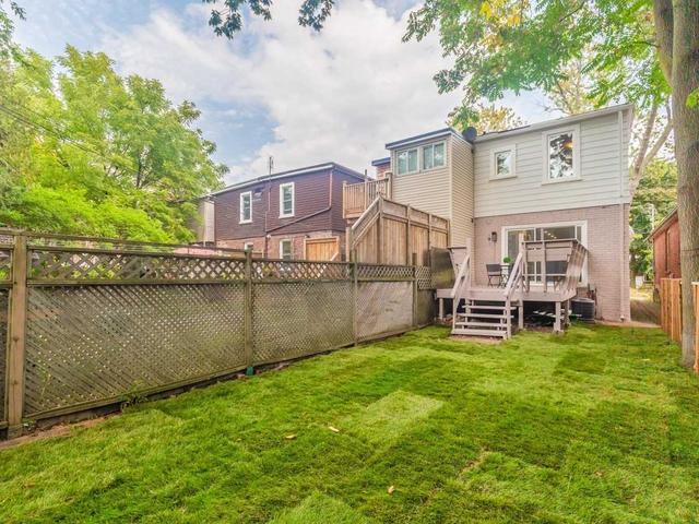 120 Parkmount Rd, House semidetached with 3 bedrooms, 3 bathrooms and 0 parking in Toronto ON | Image 19