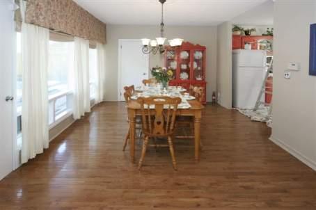 464 King St E, House detached with 4 bedrooms, 3 bathrooms and 2 parking in Oshawa ON | Image 3