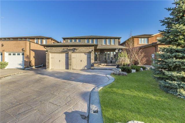 83 Beatrice Way, House detached with 4 bedrooms, 3 bathrooms and 2 parking in Vaughan ON | Image 2