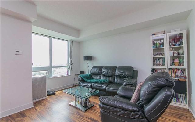 1212 - 35 Brian Peck Cres, Condo with 1 bedrooms, 1 bathrooms and 1 parking in Toronto ON | Image 6