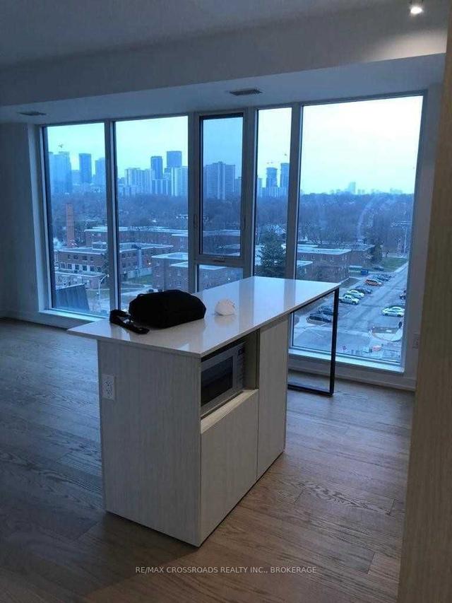 809w - 225 Sumach St, Condo with 2 bedrooms, 2 bathrooms and 1 parking in Toronto ON | Image 9