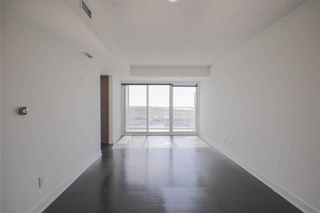 2815 - 17 Bathurst St, Condo with 3 bedrooms, 2 bathrooms and 1 parking in Toronto ON | Image 2