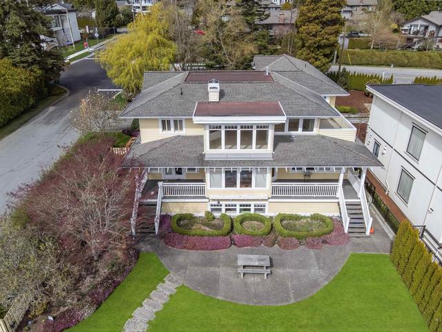 14008 Marine Drive, House detached with 5 bedrooms, 4 bathrooms and 7 parking in White Rock BC | Image 1