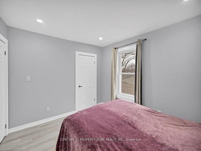 193 Drummond St, House detached with 3 bedrooms, 2 bathrooms and 1 parking in Brantford ON | Image 8