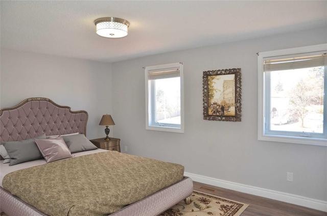 59 Browning Tr, House detached with 3 bedrooms, 3 bathrooms and 3 parking in Barrie ON | Image 19