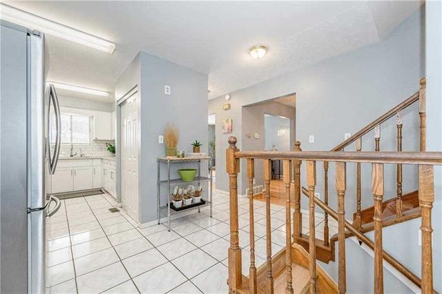 81 Taylor Ave, House detached with 2 bedrooms, 2 bathrooms and 3 parking in Cambridge ON | Image 30