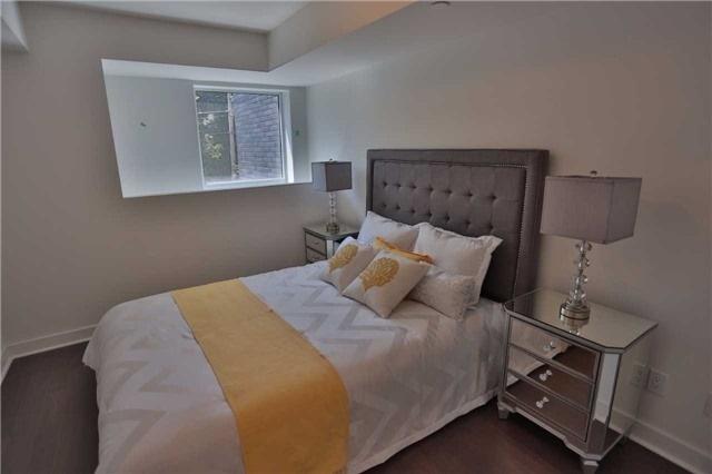 th03 - 58 Orchard View Blvd, Townhouse with 2 bedrooms, 3 bathrooms and 1 parking in Toronto ON | Image 8