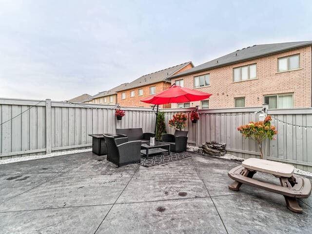 39 Lesabre Cres, House semidetached with 4 bedrooms, 4 bathrooms and 4 parking in Brampton ON | Image 31