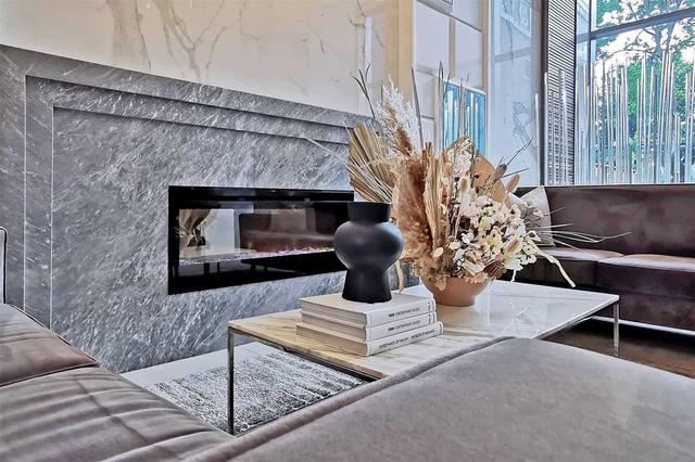 520 - 501 St Clair Ave W, Condo with 1 bedrooms, 1 bathrooms and 0 parking in Toronto ON | Image 4
