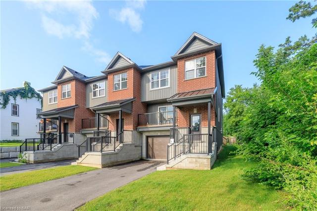 b - 153 b Moffatt Street, House attached with 3 bedrooms, 2 bathrooms and 3 parking in St. Catharines ON | Image 23