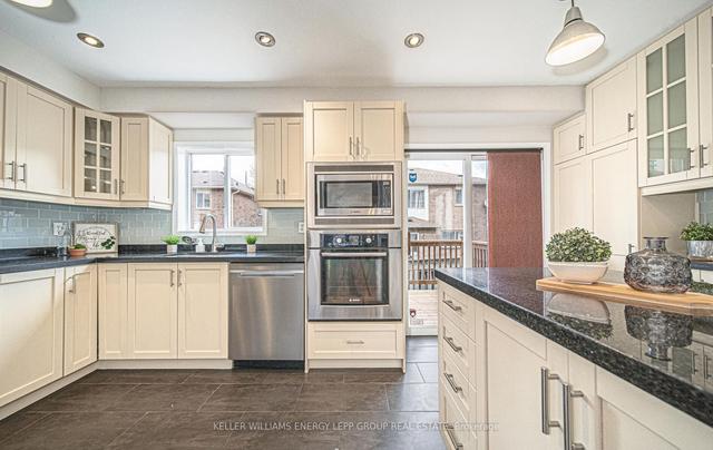 20 Rochefort Dr, House semidetached with 3 bedrooms, 3 bathrooms and 3 parking in Toronto ON | Image 2