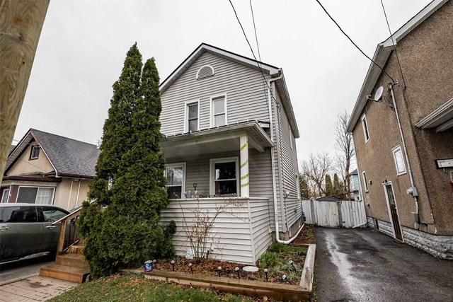 181 Ross St, House detached with 3 bedrooms, 1 bathrooms and 4 parking in Welland ON | Image 1