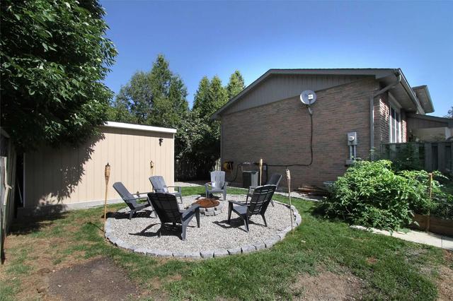 731 Applewood Cres, House detached with 4 bedrooms, 3 bathrooms and 4 parking in Milton ON | Image 26