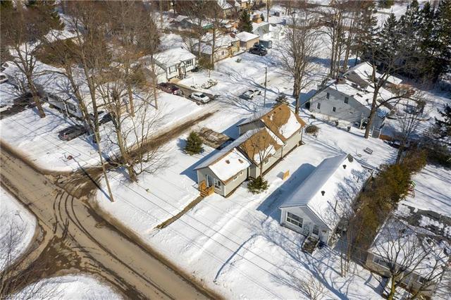 298 Burleigh Road North Road, House detached with 4 bedrooms, 4 bathrooms and null parking in Fort Erie ON | Image 27