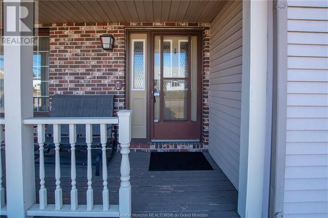 296 Gaspe St, House detached with 3 bedrooms, 2 bathrooms and null parking in Dieppe NB | Image 10