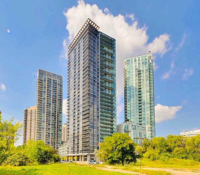 1002 - 223 Webb Dr, Condo with 1 bedrooms, 2 bathrooms and 1 parking in Mississauga ON | Image 1