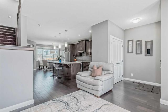 363 Redstone Drive Ne, Home with 3 bedrooms, 2 bathrooms and 2 parking in Calgary AB | Image 7