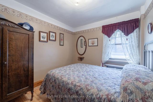 292 Wellington Rd, House detached with 2 bedrooms, 1 bathrooms and 2 parking in London ON | Image 14