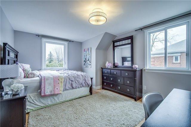 211 Glendora Ave, House detached with 5 bedrooms, 5 bathrooms and 3 parking in Toronto ON | Image 16