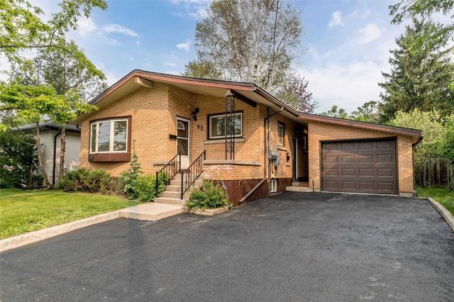 92 Wellington St W, House detached with 3 bedrooms, 3 bathrooms and 6 parking in Barrie ON | Image 1