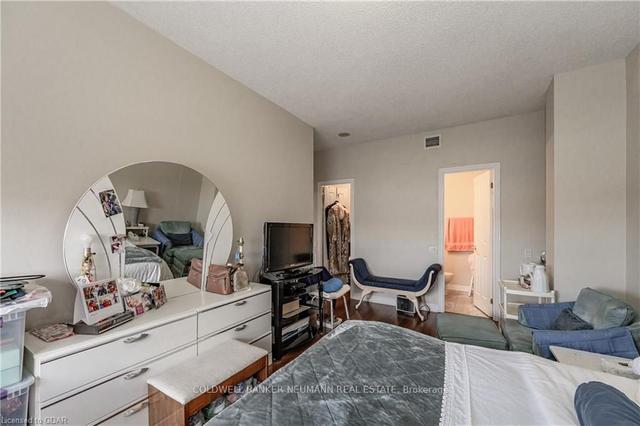 409 - 60 Old Mill Rd, Condo with 2 bedrooms, 2 bathrooms and 1 parking in Oakville ON | Image 6