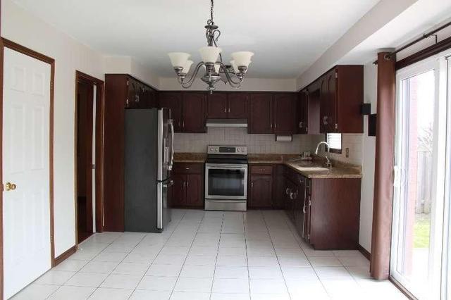66 Sandy Dr, House detached with 3 bedrooms, 3 bathrooms and 2 parking in Hamilton ON | Image 6