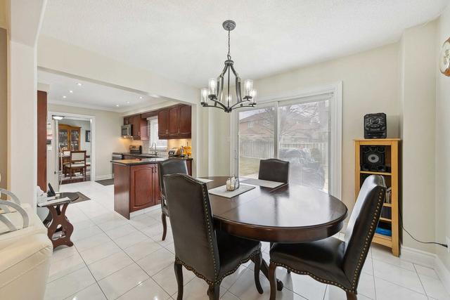 24 Brydon Cres, House detached with 3 bedrooms, 4 bathrooms and 5 parking in Brampton ON | Image 7