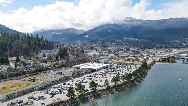 15 - 38 High Street, Condo with 1 bedrooms, 2 bathrooms and 1 parking in Nelson BC | Image 28